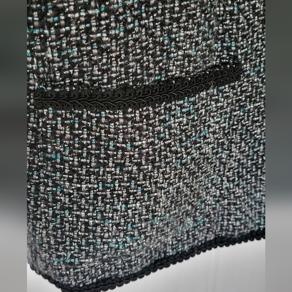 Tweed Lightweight 3 Jeweled Coated Metal Button Blazer Jcket - Picture 4 of 11